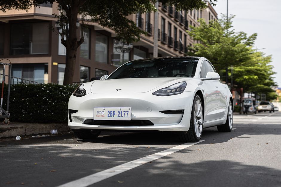 Citadine essence contre électrique